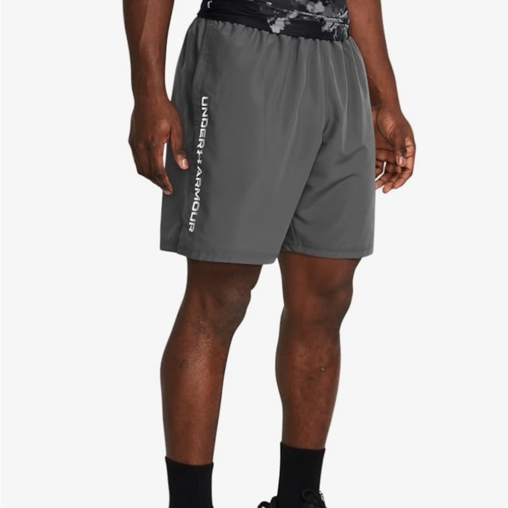 NWT Under Armour Mens Woven Wordmark Shorts